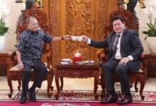 Gubernur Bali Wayan Koster paparkan visi Nangun Sat Kerthi Loka Bali kepada Gubernur Siquijor Filipina dalam bidikan MD Suteja