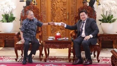 Gubernur Bali Wayan Koster paparkan visi Nangun Sat Kerthi Loka Bali kepada Gubernur Siquijor Filipina dalam bidikan MD Suteja