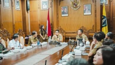 Bupati Badung Adi Arnawa pimpin rakor pengendalian inflasi dan dukung pendidikan antikorupsi terekam dalam lensa MD Suteja