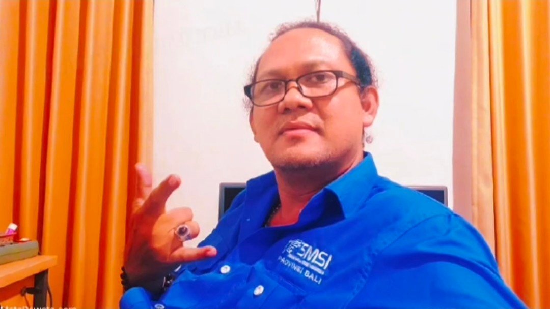 Pakar Komunikasi Bali MD Suteja - Wartawan Utama Mata Dewata.
