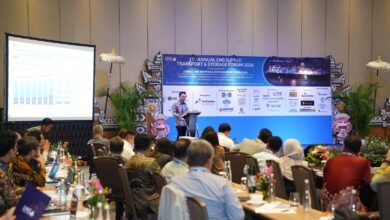 Direktur Utama PLN EPI Rakhmad Dewanto paparkan proyeksi gas transisi energi nasional dalam forum LNG Bali bersama foto pilihan jurnalis MD Suteja