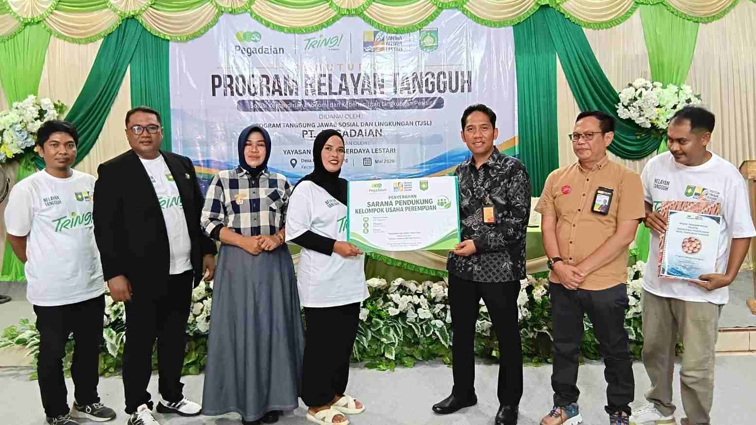PT Pegadaian Kanwil Bali Nusra menutup Program Nelayan Tangguh di Sumbawa