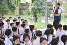 Diskominfo Gianyar menggelar sosialisasi Sekolah Aman Digital di SMPN 3 Tampaksiring