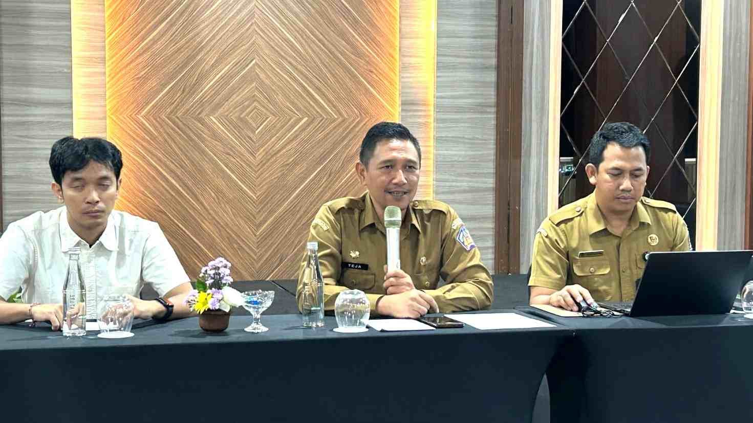 Kalaksa BPBD Bali memberikan apresiasi kepada layanan panggilan darurat Call Center 112 Gianyar