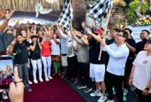 Wawali Arya Wibawa melepas peserta Fun Walk HUT ke-40 Pasemetonan WASIAT