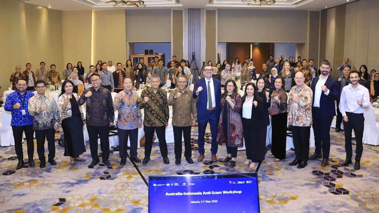 Kepala Eksekutif OJK Dicky Kartikoyono perkuat kolaborasi anti-scam Indonesia-Australia dalam laporan eksklusif MD Suteja