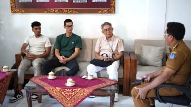 Mahasiswa Prancis dan ITB STIKOM Bali melakukan riset desa digital di Punggul Badung