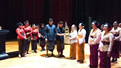 Bupati Badung Adi Arnawa dan Wabup Bagus Alit Sucipta tutup PKB Badung 2026