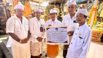 Bupati Badung I Wayan Adi Arnawa upasaksi Puncak Karya Mamungkah di Desa Adat Kelan