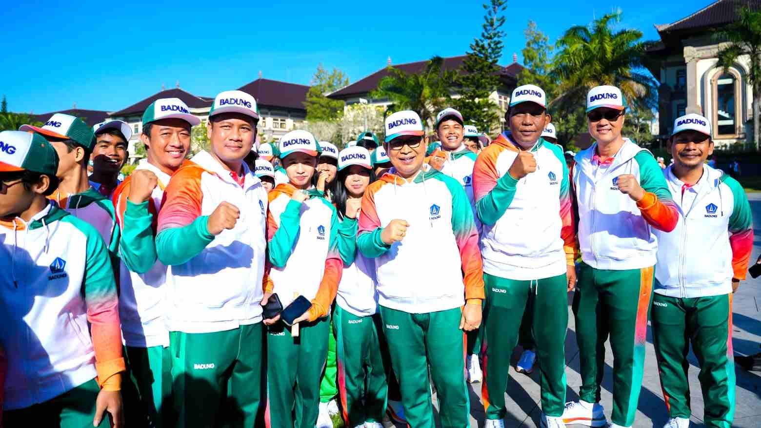 Bupati Badung Wayan Adi Arnawa melepas Kontingen Porjar Badung 2026 di Lapangan Mangupraja Mandala