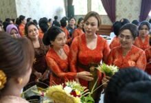 Ketua TP PKK Badung Rasniathi Adi Arnawa buka lomba seksi kewanitaan PKB Badung 2026