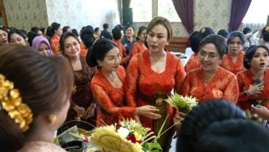 Ketua TP PKK Badung Rasniathi Adi Arnawa buka lomba seksi kewanitaan PKB Badung 2026