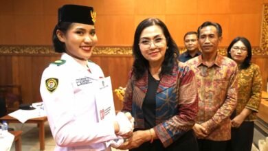 Ketua TP PKK Badung Rasniathi Adi Arnawa menghadiri Malam Purna Paskibraka di Hotel Made Bali
