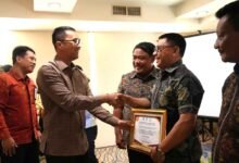 Sekda Badung Surya Suamba tutup pelatihan Sensus Ekonomi dan canangkan Desa Cantik 2026
