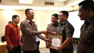 Sekda Badung Surya Suamba tutup pelatihan Sensus Ekonomi dan canangkan Desa Cantik 2026