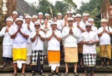 Bupati Adi Arnawa pimpin Bhakti Penganyaran Pemkab Badung di Pura Luhur Batukau