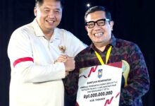 Bupati Tabanan Komang Gede Sanjaya raih penghargaan penanggulangan stunting dan kemiskinan nasional
