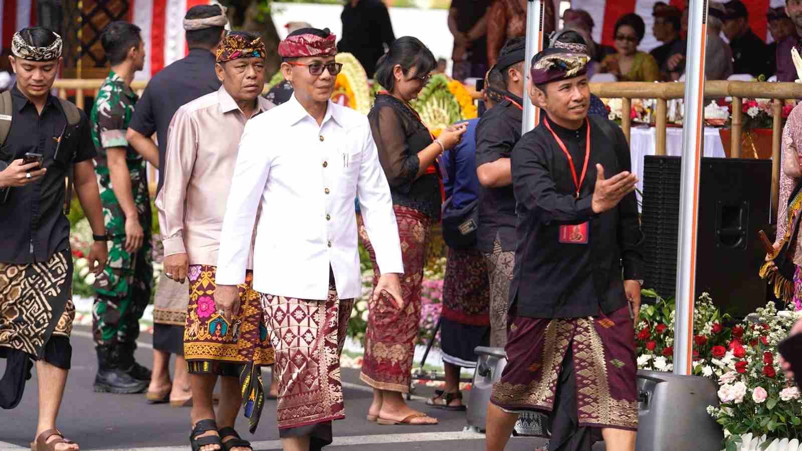 Bupati Klungkung I Made Satria menghadiri pembukaan Peed Aya PKB XLVIII 2026 di Monumen Bajra Sandhi Denpasar