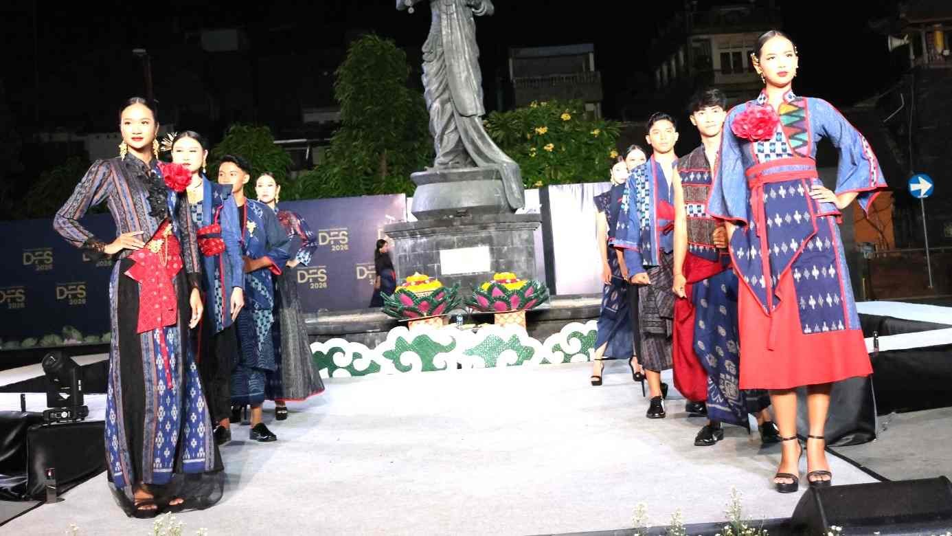 Denpasar Fashion Street 2026 di Pasar Badung