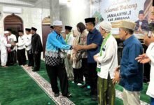 Wabup Jembrana I Gede Ngurah Patriana Krisna sambut kedatangan jemaah haji Jembrana