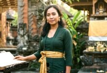 Ilustrasi wanita kelahiran minggu paing