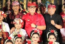 Bupati Tabanan Komang Gede Sanjaya membuka Pesta Kesenian Bali PKB Tabanan 2026