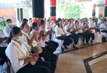 Dinas PMD Gianyar menggelar peningkatan kapasitas dan pelatihan 6 SPM bagi kader Posyandu di Balai Budaya