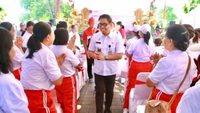 Wakil Walikota Denpasar Kadek Agus Arya Wibawa menghadiri Peringatan Hari Lanjut Usia Nasional ke-30 di Taman Lumintang Denpasar