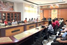 Pemkab Jembrana dan Desa Adat andalkan teba komunal atasi sampah organik berbasis sumber