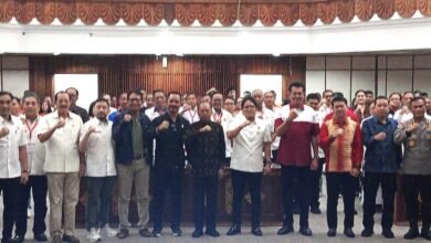 Gubernur Bali, I Wayan Koster saat membuka Rapat Kerja KONI Bali