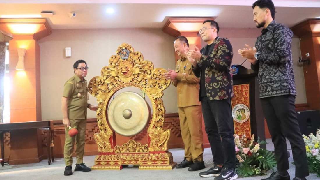 Wawali Arya Wibawa buka temu usaha dorong UMKM naik kelas perkuat kemitraan dengan dunia usaha