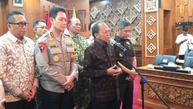 Gubernur Bali Wayan Koster bersama jajaran Forkopimda Provinsi Bali