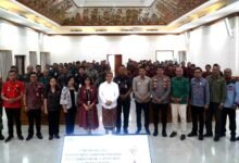 Bupati Adi Arnawa buka Bimtek Kaling dan Kelian Banjar Dinas seKecamatan Kuta Utara