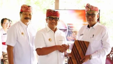 Pelantikan Direktur Badan Layanan Umum Daerah (BLUD) Taman Budaya