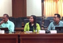 Direktur RS Kasih Ibu Kedonganan, dr. Ni Putu Ayu Utari Laksmi (tengah)