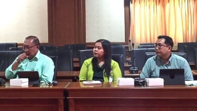 Direktur RS Kasih Ibu Kedonganan, dr. Ni Putu Ayu Utari Laksmi (tengah)