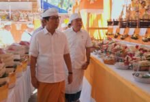 Bupati Adi Arnawa saat hadiri Karya Atma Wedana, Pitra Yadnya, Potong Gigi, dan Mepetik Massal krama Desa Adat Balangan di Kecamatan Mengwi, Kabupaten Badung