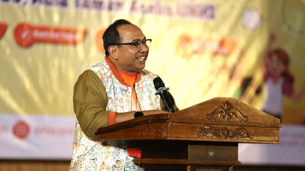 Direktur Utama Bank BPR Kanti, Made Arya Ambitaba, SE.,MM., saat memberikan sambutan dalam acara Family Gathering Bank BPR Kanti 2026