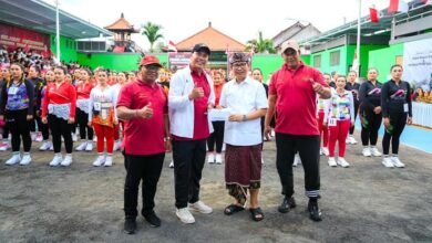 Bupati Adi Arnawa buka Lomba Senam Porsenides Tibubeneng bangun kebersamaan dan sportivitas