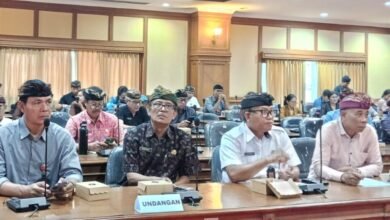 Peserta Rapat Penyerapan Aspirasi Raperda Inisiatif DPRD Badung tentang Pelestarian Seni dan Budaya
