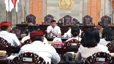 rapat dprd tabanan