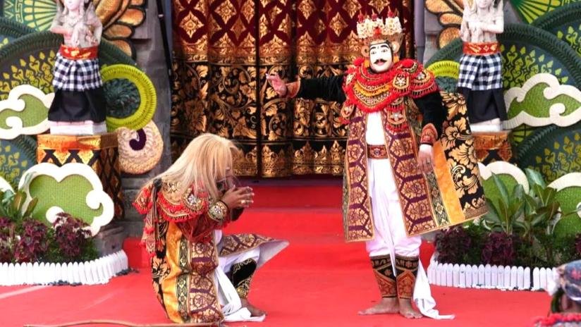 Komunitas Seni Grahasta Bawera, Banjar Pengayehan, Desa Munggu, Kecamatan Mengwi