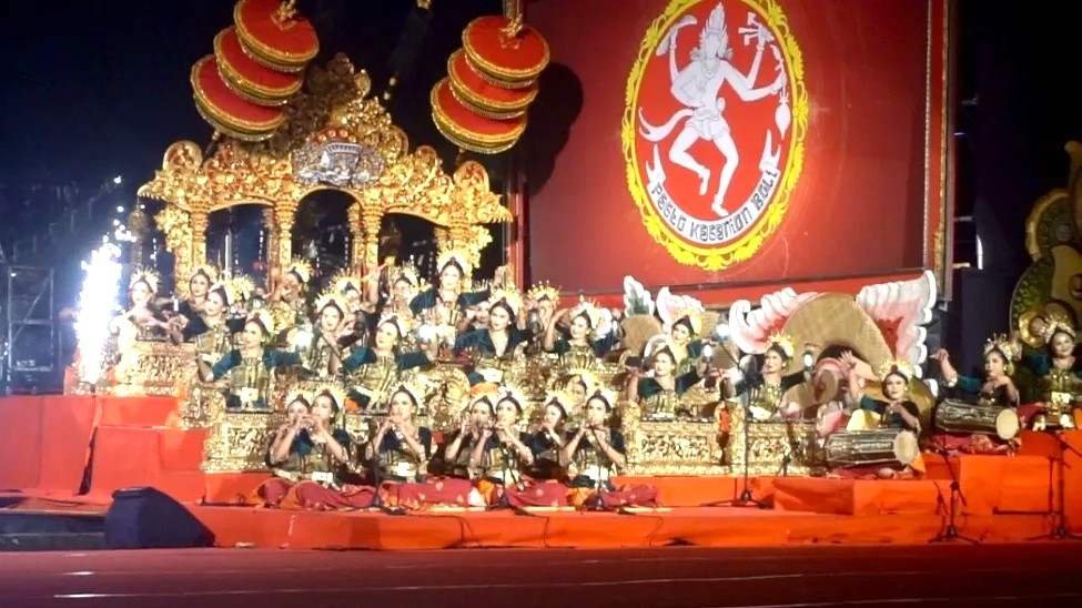 Parade Gong Kebyar Wanita Duta kabupaten Badung