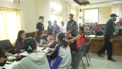 Suasana pelaksanaan aktivasi Identitas Kependudukan Digital (IKD) dan sosialisasi digitalisasi bansos bagi agen pendamping di Kabupaten Badung