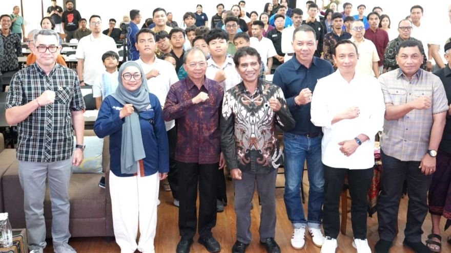 Gubernur Koster hadiri HUT IWO ajak kawal pembangunan Bali