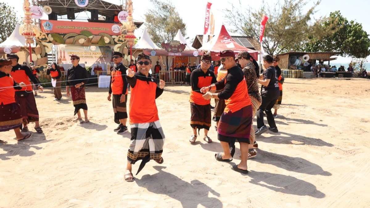 Wali Kota Jaya Negara buka Denpasar Kite Festival ke-10 di Sanur Denpasar