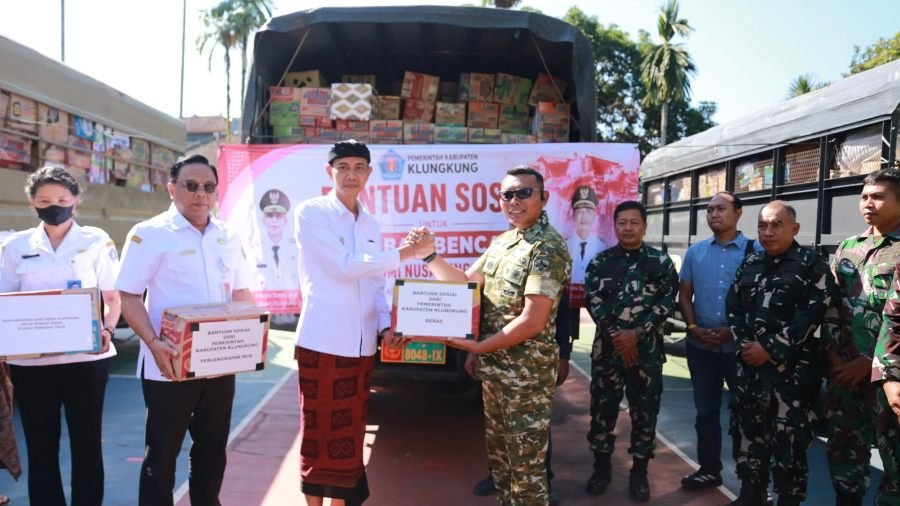 Pemkab Klungkung salurkan bantuan logistik korban gempa bumi Nusa Tenggara Timur