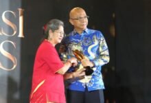 Jamintel Reda Manthovani terima penghargaan Bakti Koperasi Pradana Nayaka dalam Koperasi Awards 2026