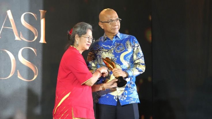 Jamintel Reda Manthovani terima penghargaan Bakti Koperasi Pradana Nayaka dalam Koperasi Awards 2026