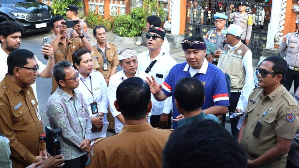 Foto : Sekda Denpasar, I Gusti Ngurah Eddy Mulya dampingi Kunjungan Menteri Perumahan dan Kawasan Permukiman (PKP) RI, Maruarar Sirait